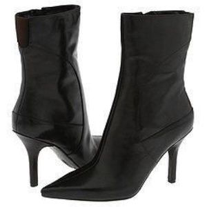 Nine West Blushy boots, black patent, size 6, NEW!